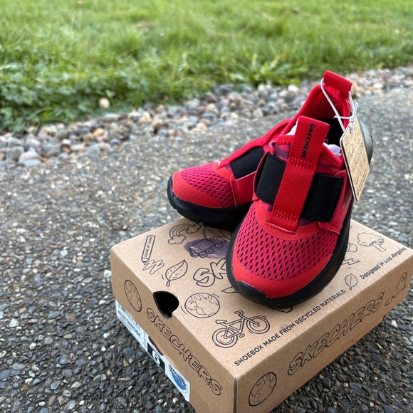 Brand New! Red, toddler boy, slip on Skechers - Picture 3 of 7